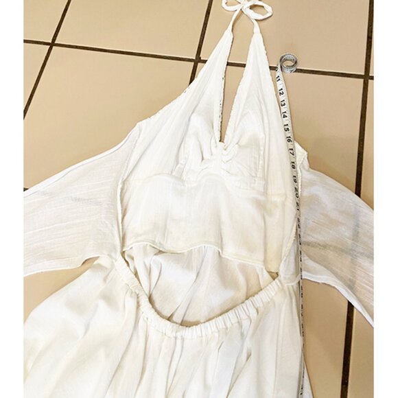 Feminine, white halter dress from Cozumel, Mexico. Size M. NEVER WORN. - Picture 6 of 8